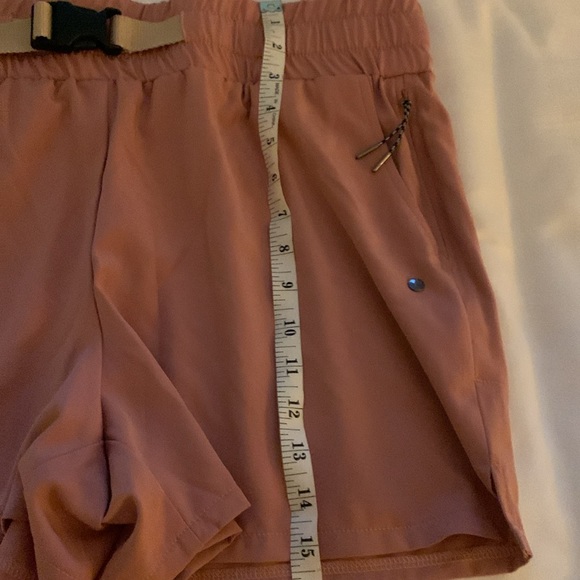 Shorts and jacket - Picture 8 of 15